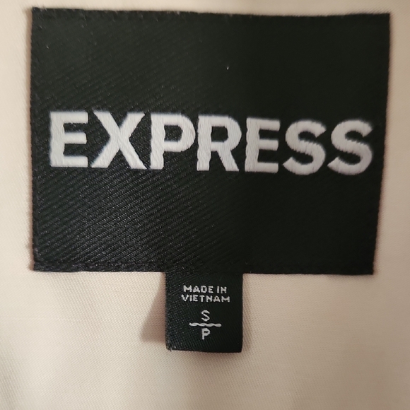 Express Women's Beige Double-Breasted Trench Coat - Picture 6 of 7